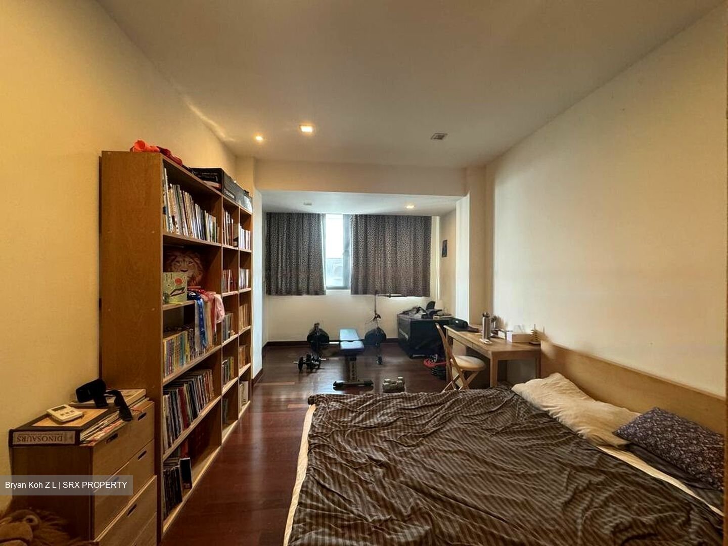 Sennett Avenue (D16), Semi-Detached #432282331